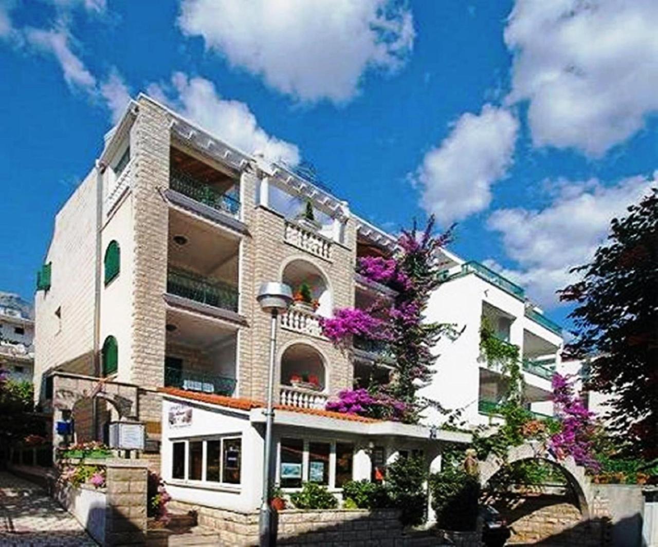 Apartman Branko & Anna *